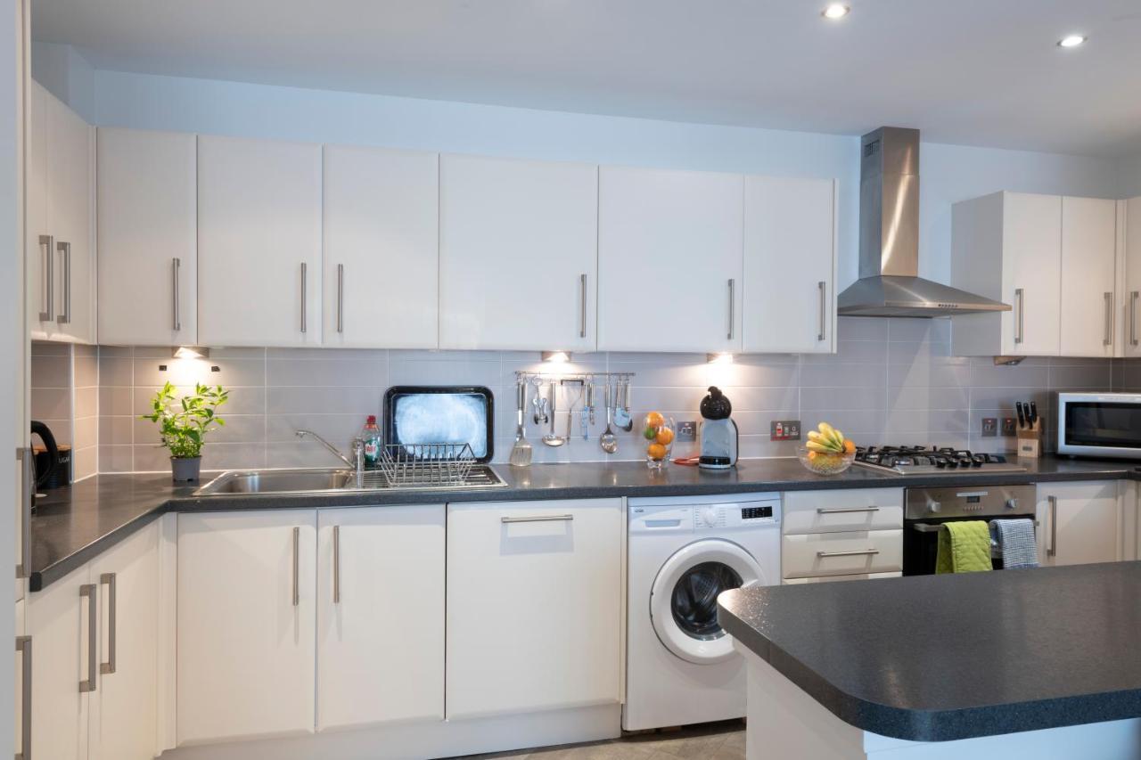 Inverness City Suites Екстер'єр фото