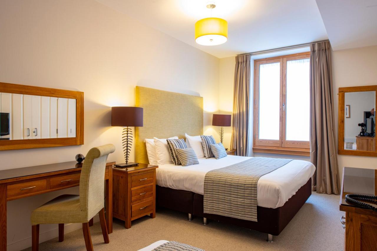 Inverness City Suites Екстер'єр фото