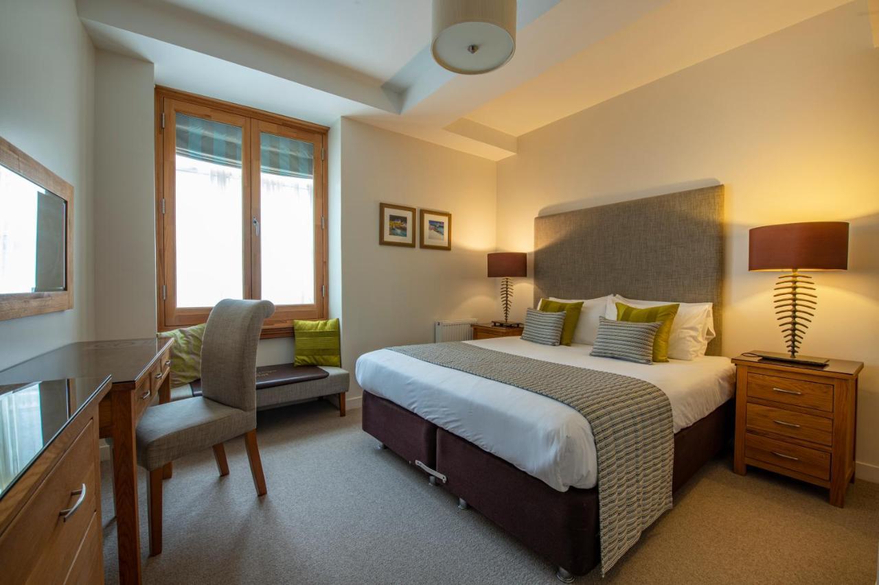 Inverness City Suites Екстер'єр фото