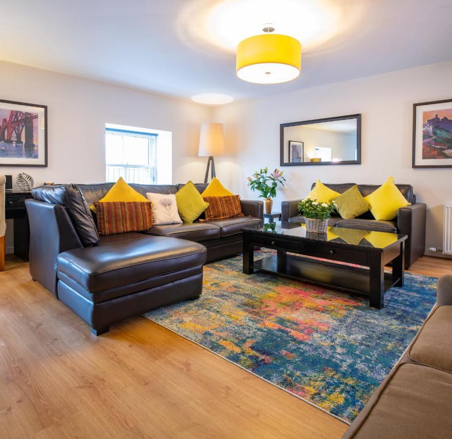 Inverness City Suites Екстер'єр фото