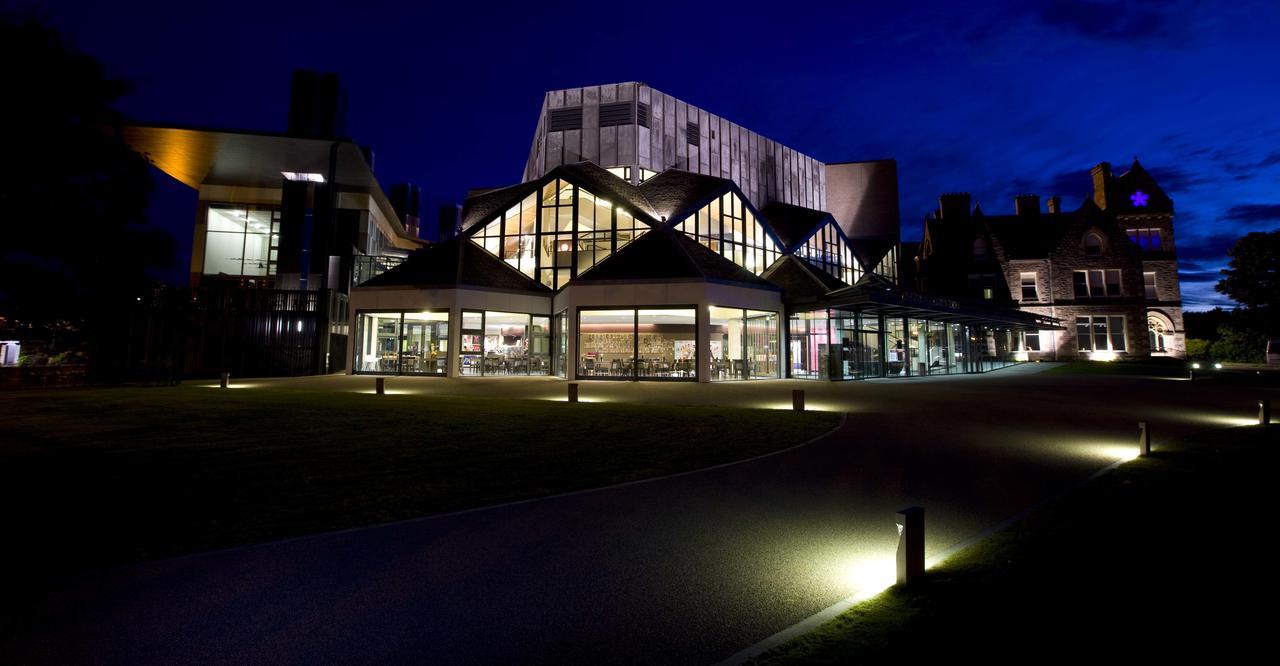 Inverness City Suites Екстер'єр фото