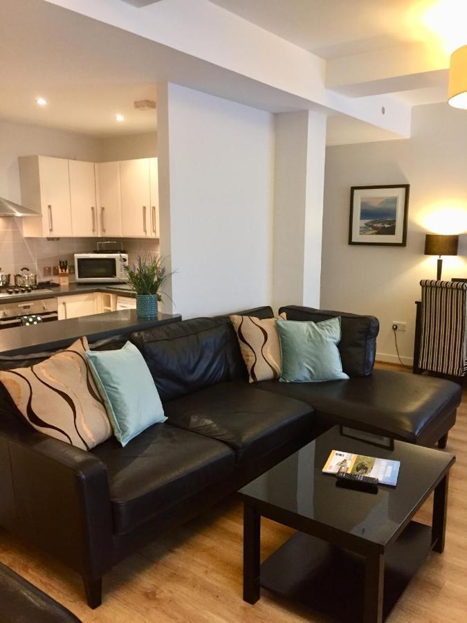 Inverness City Suites Екстер'єр фото